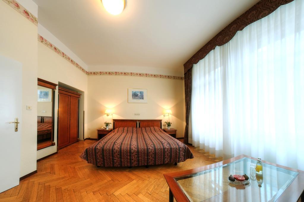 Carlton Opera Hotel Wien Eksteriør billede