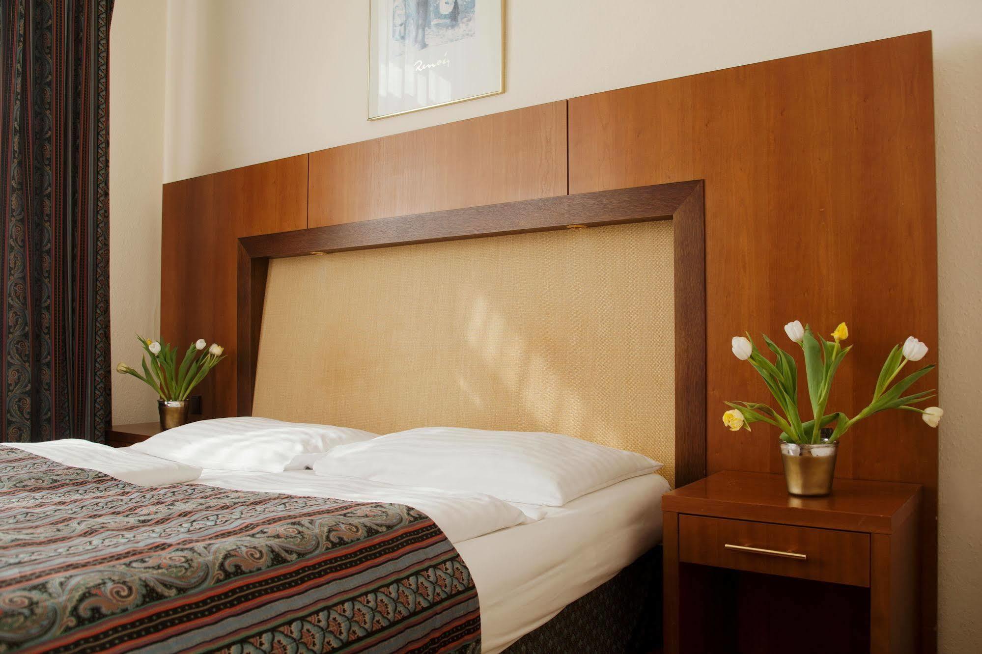 Carlton Opera Hotel Wien Eksteriør billede
